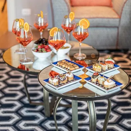 Apartmán La Dimora Di San Maurizio 3- Dimora Italia - *