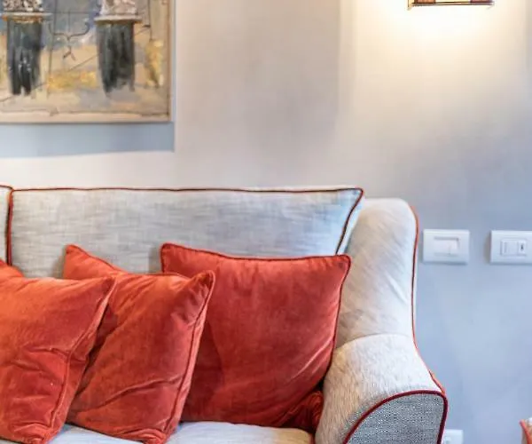 Διαμέρισμα La Dimora Di San Maurizio 3- Dimora Italia - *